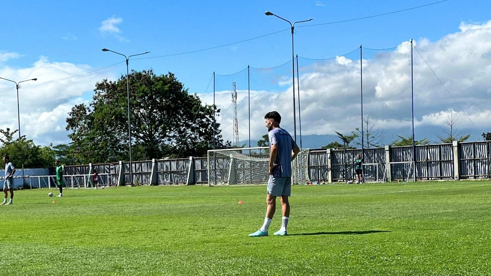 Usai TC di Thailand, Persib Kembali Berlatih di GBLA: Frans Putros Mulai Bergabung, Zulkifli Absen